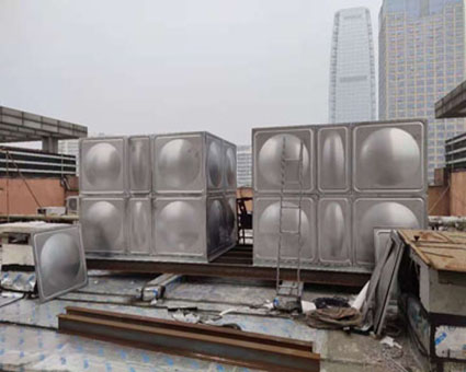 河北不鏽（xiù）鋼水箱