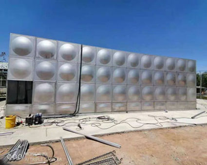 不鏽鋼（gāng）水箱